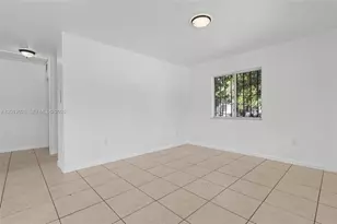 2318 NW 98th St, Miami, FL 33147 - Photo 11