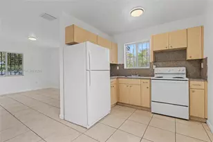 2318 NW 98th St, Miami, FL 33147 - Photo 17