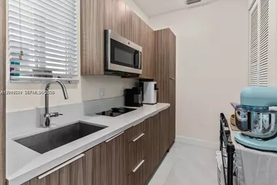 6680 NW 102nd Path, Doral, FL 33178 - Photo 33