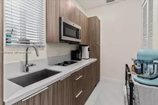 6680 NW 102nd Path, Doral, FL 33178 - Photo 33