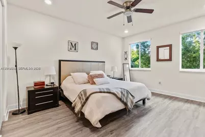 6680 NW 102nd Path, Doral, FL 33178 - Photo 17