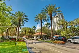 3530 Mystic Pointe Dr, Aventura, FL 33180 - Photo 21