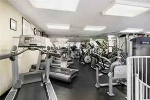 3530 Mystic Pointe Dr, Aventura, FL 33180 - Photo 15