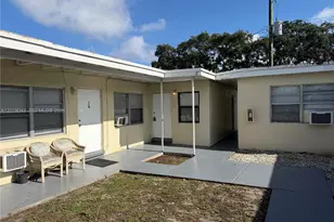 2571 NW 13th Ct, Fort Lauderdale, FL 33311 - Photo 3