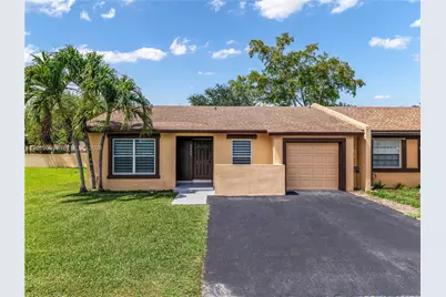 9531 W Heather Ln, Miramar, FL 33025 - Photo 3