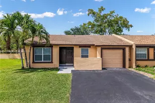 9531 W Heather Ln, Miramar, FL 33025 - Photo 3