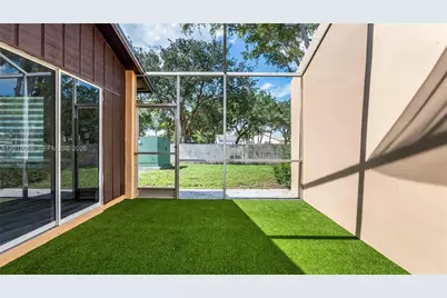 9531 W Heather Ln, Miramar, FL 33025 - Photo 25