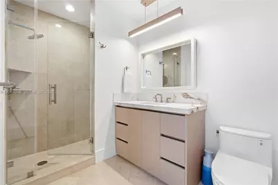 100 S Pointe Dr #1807, Miami Beach, FL 33139 - Photo 15