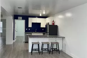 526 NW 6th St, Hallandale Beach, FL 33009 - Photo 9