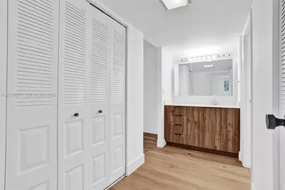 20379 W Country Club Dr #1440, Aventura, FL 33180 - Photo 33