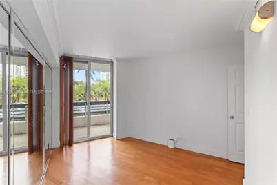 3600 Mystic Pointe Dr #310, Aventura, FL 33180 - Photo 17