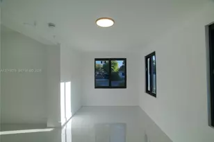 315 NW 127th St, North Miami, FL 33168 - Photo 39