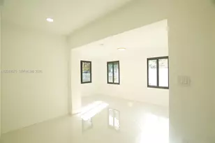 315 NW 127th St, North Miami, FL 33168 - Photo 37