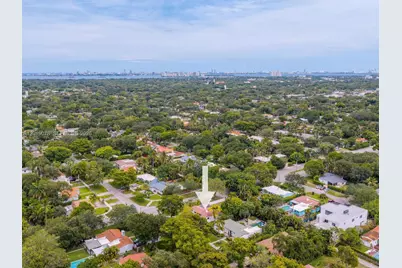 6 NW 106th St, Miami Shores, FL 33150 - Photo 27