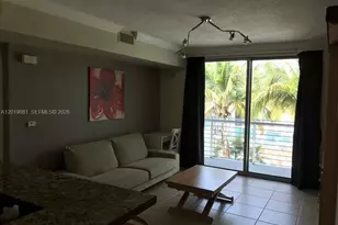 110 Washington Ave, Miami Beach, FL 33139 - Photo 1