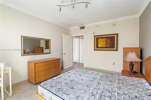 110 Washington Ave, Miami Beach, FL 33139 - Photo 7