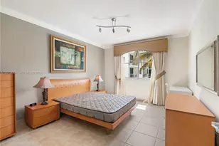 110 Washington Ave, Miami Beach, FL 33139 - Photo 5