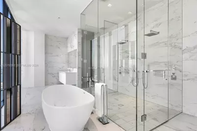 1000 Biscayne Blvd #5101, Miami, FL 33132 - Photo 63