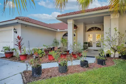 3462 Harness Cir, Wellington, FL 33449 - Photo 5