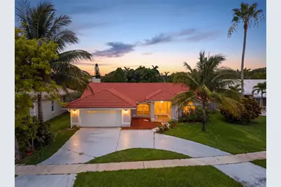 3462 Harness Cir, Wellington, FL 33449 - Photo 1
