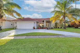 3462 Harness Cir, Wellington, FL 33449 - Photo 1