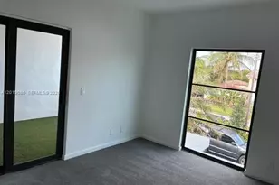 2511 Pierce St, Hollywood, FL 33020 - Photo 11