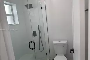 517 Navarre, Coral Gables, FL 33134 - Photo 7