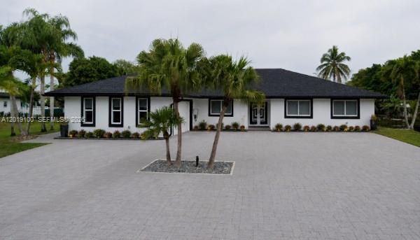 11701 SW 21st Ct - 11701 SW 21st Ct, Davie, FL 33325 Luxury Property | Jose Angel Pina