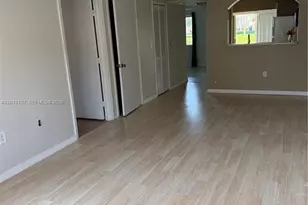 1271 SE 28th Ct, Homestead, FL 33035 - Photo 3