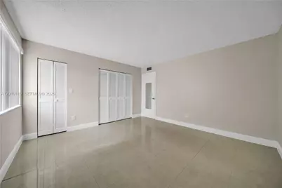 671 W 80th St #0, Hialeah, FL 33014 - Photo 25