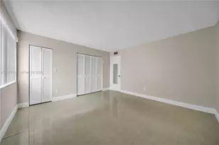 671 W 80th St, Hialeah, FL 33014 - Photo 25