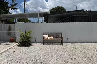 2541 W 10th Ave, Hialeah, FL 33010 - Photo 31