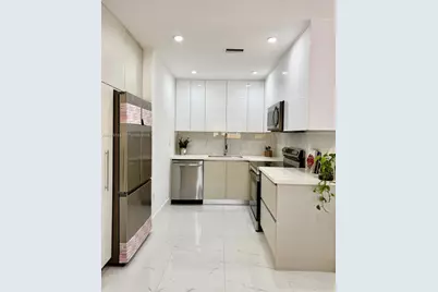 2541 W 10th Ave, Hialeah, FL 33010 - Photo 7