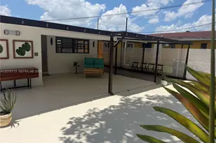 2541 W 10th Ave, Hialeah, FL 33010 - Photo 25