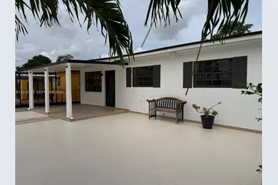 2541 W 10th Ave, Hialeah, FL 33010 - Photo 5