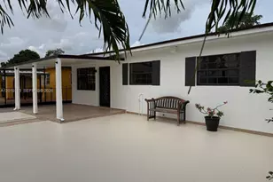 2541 W 10th Ave, Hialeah, FL 33010 - Photo 5