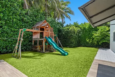 3748 Prairie Ave, Miami Beach, FL 33140 - Photo 31