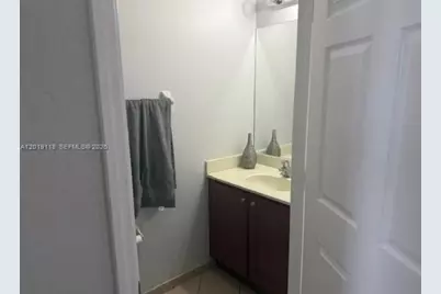 16564 SW 43rd St, Unincorporated Dade County, FL 33185 - Photo 21