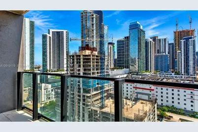 20 NE 11th St #4406, Miami, FL 33132 - Photo 1