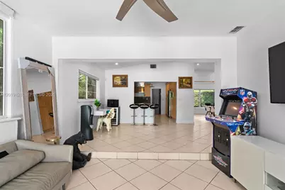 3758 Prairie Ave, Miami Beach, FL 33140 - Photo 13