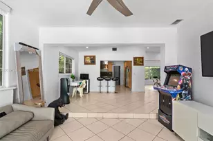 3758 Prairie Ave, Miami Beach, FL 33140 - Photo 13