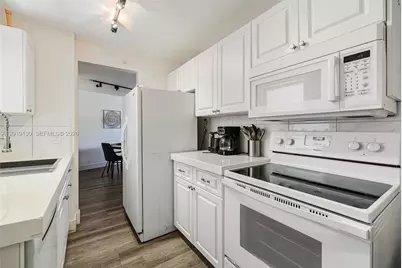 1881 Washington Ave #4B, Miami Beach, FL 33139 - Photo 11