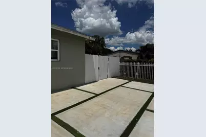3251 NW 177th Ter, Miami Gardens, FL 33056 - Photo 33