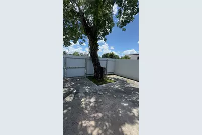 3251 NW 177th Ter, Miami Gardens, FL 33056 - Photo 31