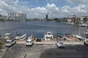 100 Golden Isles Dr, Hallandale Beach, FL 33009 - Photo 17