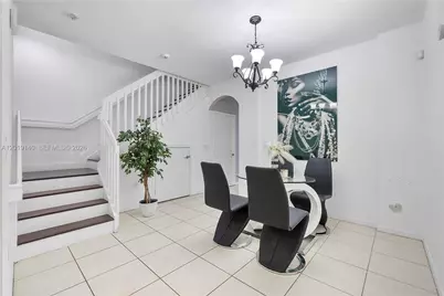 3028 NW 30th Ave, Oakland Park, FL 33311 - Photo 7