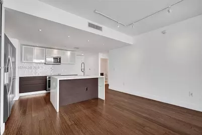 1900 N Bayshore Dr #2204, Miami, FL 33132 - Photo 11