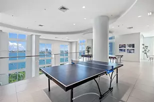 1900 N Bayshore Dr, Miami, FL 33132 - Photo 33