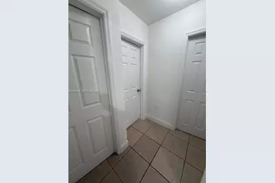 2345 NW 65th St, Miami, FL 33147 - Photo 25
