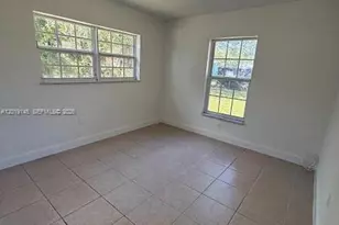2345 NW 65th St, Miami, FL 33147 - Photo 21